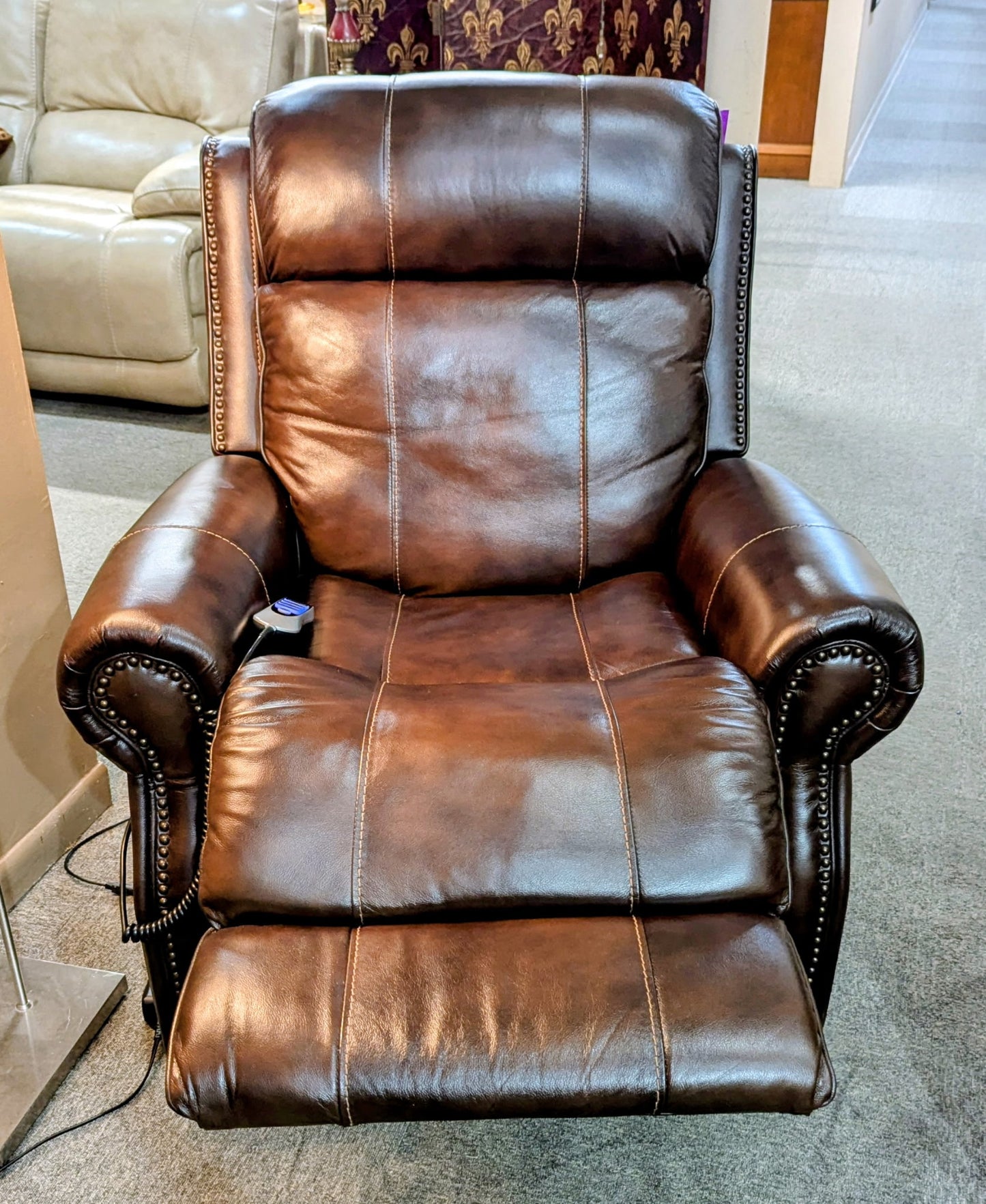 RECLINER