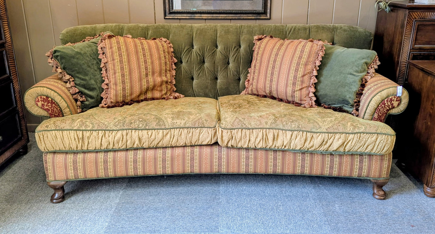 KINCAID SOFA