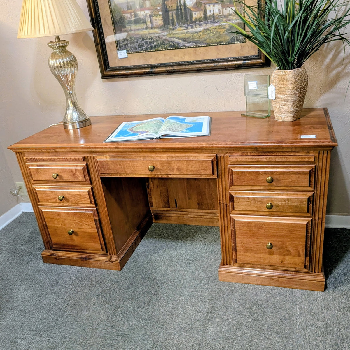 DESK