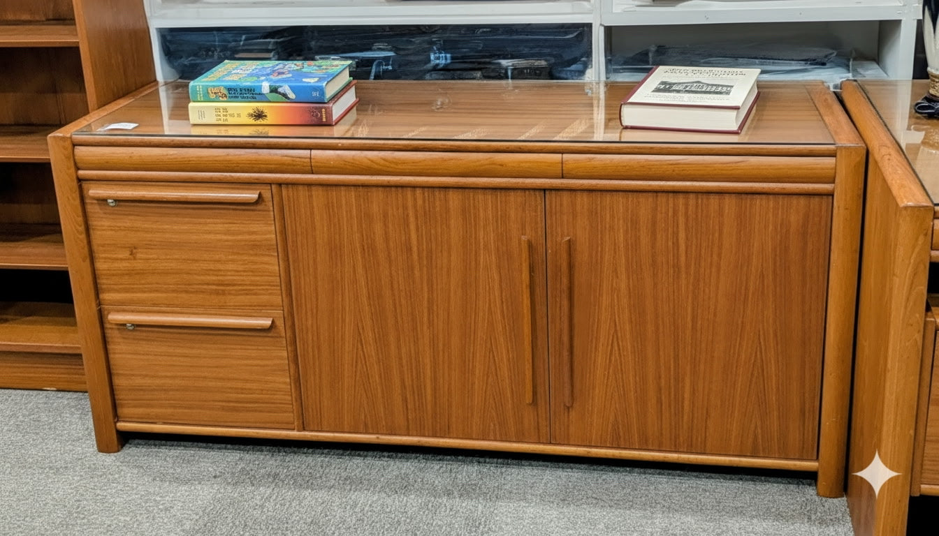 CREDENZA