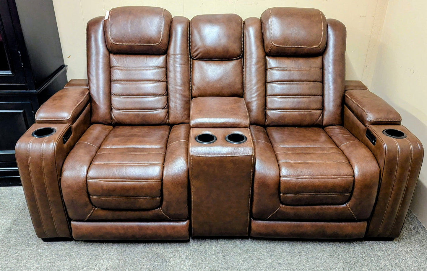 LOVESEAT