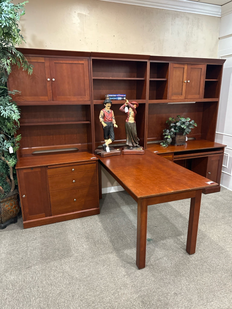 DESK UNIT