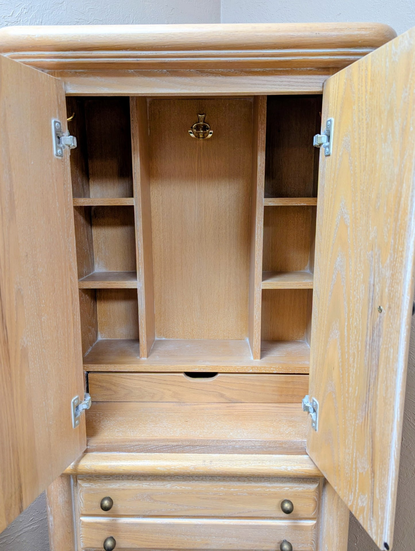 Arbek ARMOIRE