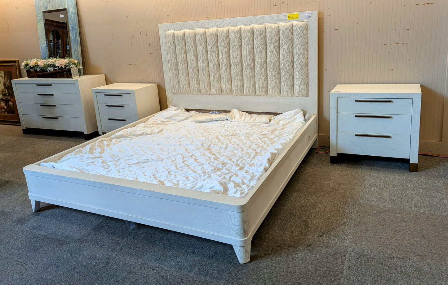 LEXINGTON BEDROOM SET