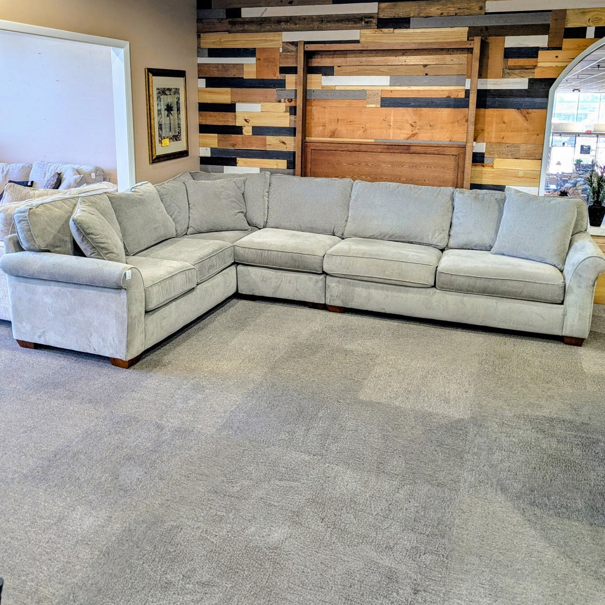 HAVERTY FURNITURE CO SECTIONAL