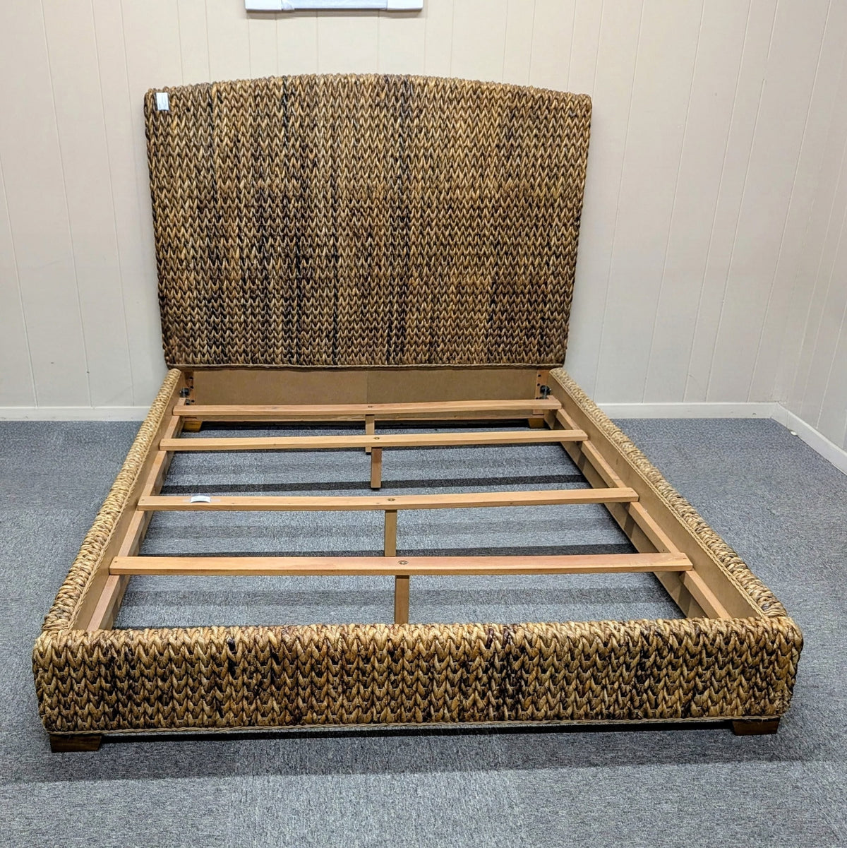 COASTER BED