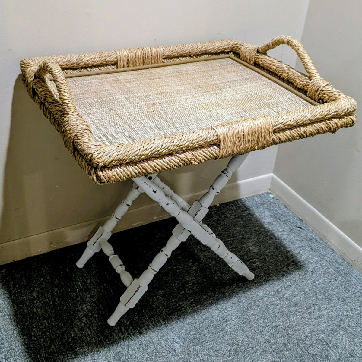 TRAY W/STAND