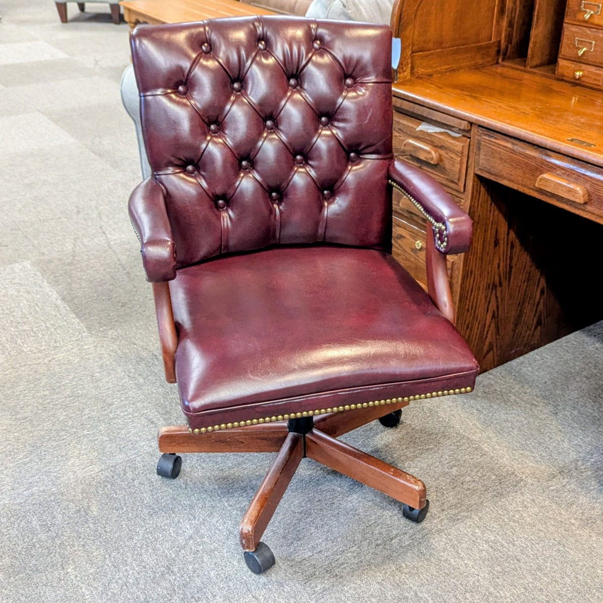 OFFICE CHAIR