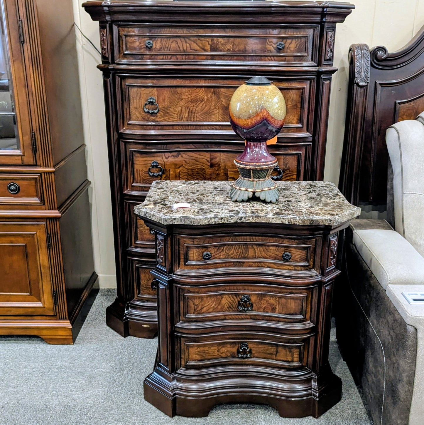 HOME MERIDIAN BEDROOM SET