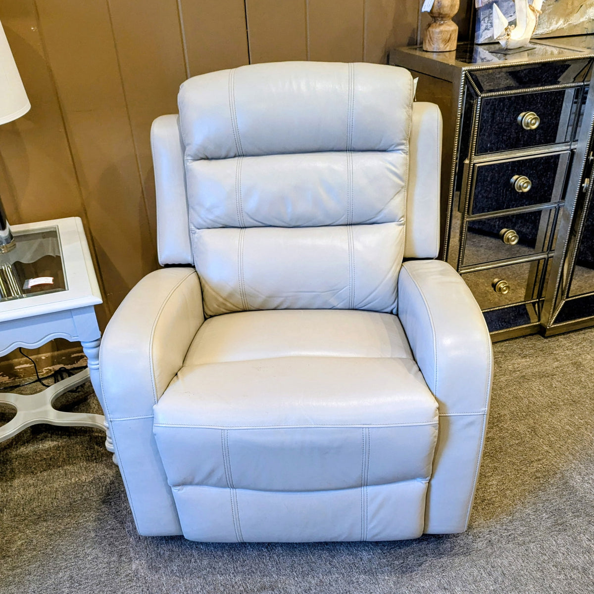 RECLINER
