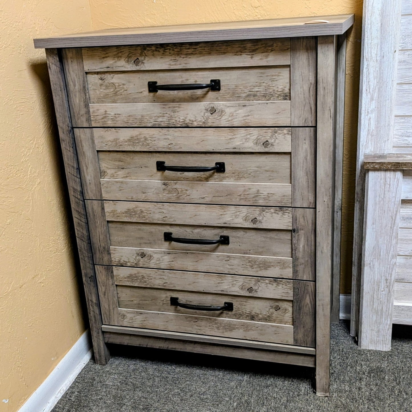 CHEST