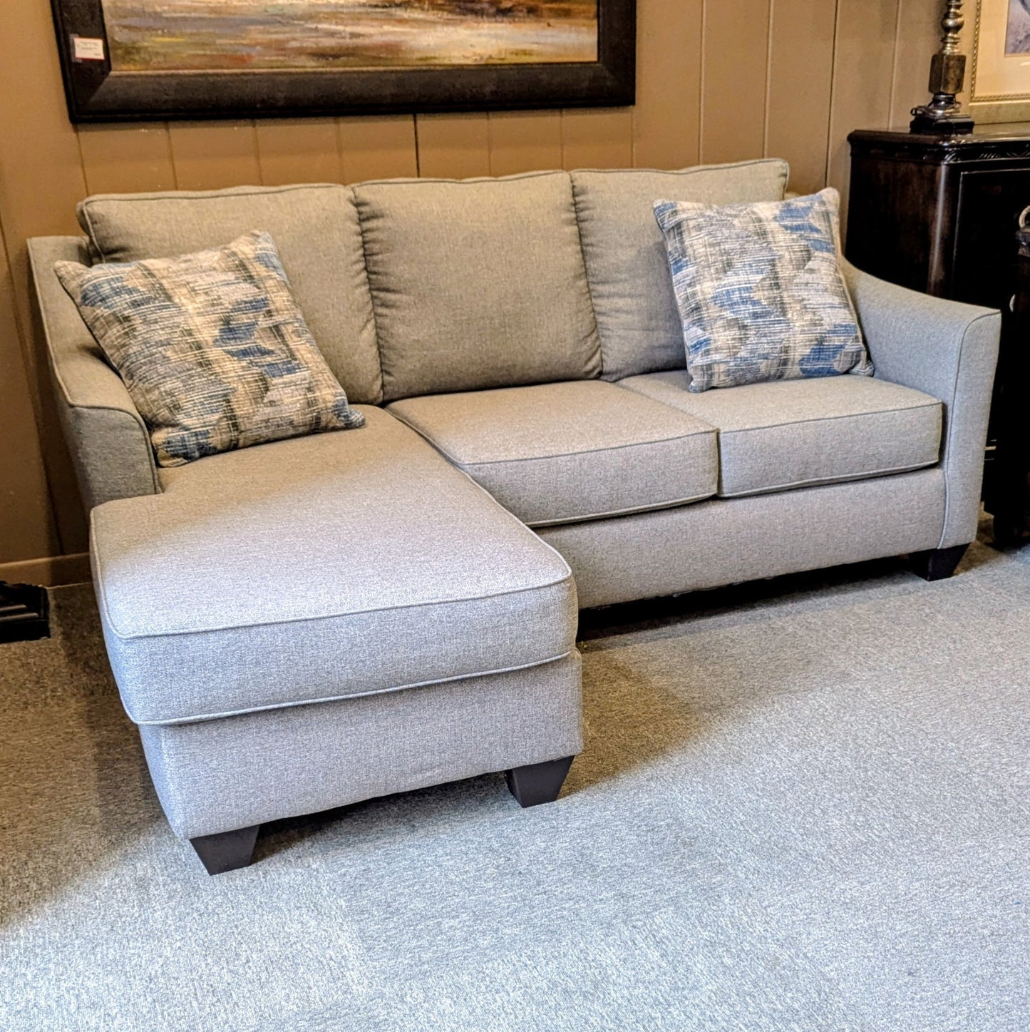 SOFA W/CHAISE