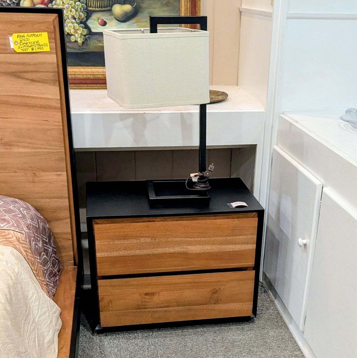BEDROOM SET