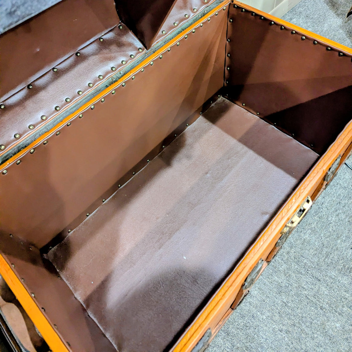 TRUNK