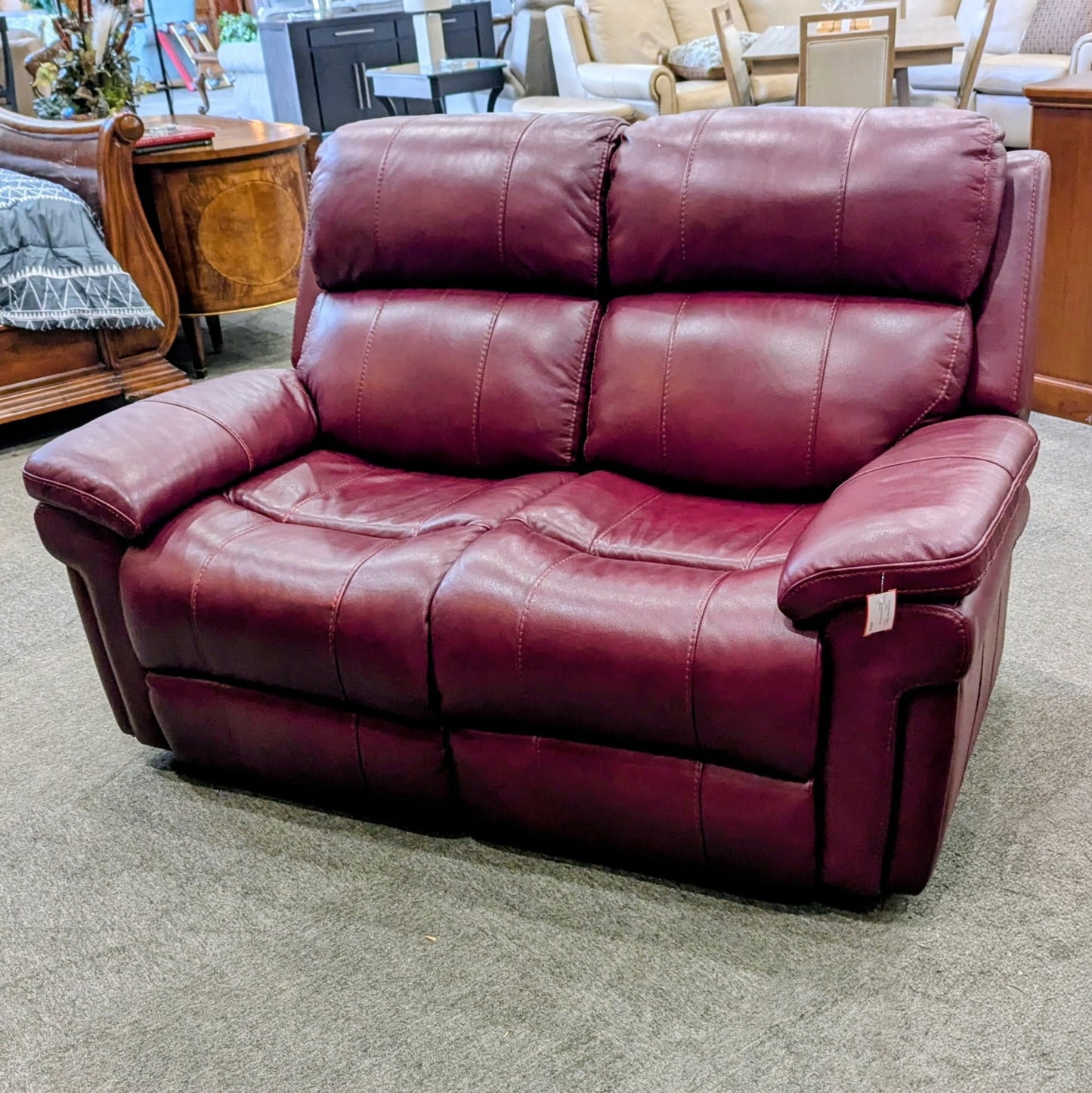 LOVESEAT