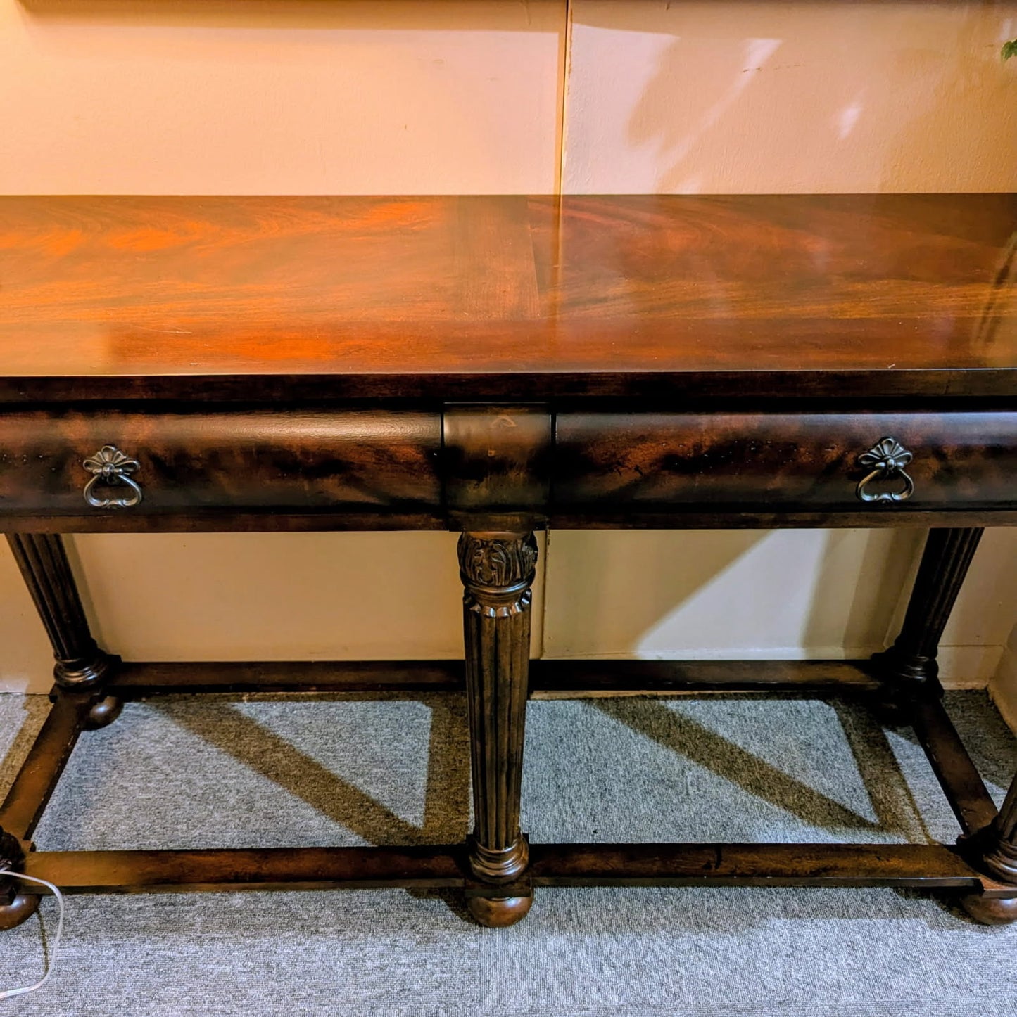 HAMMARY SOFA TABLE