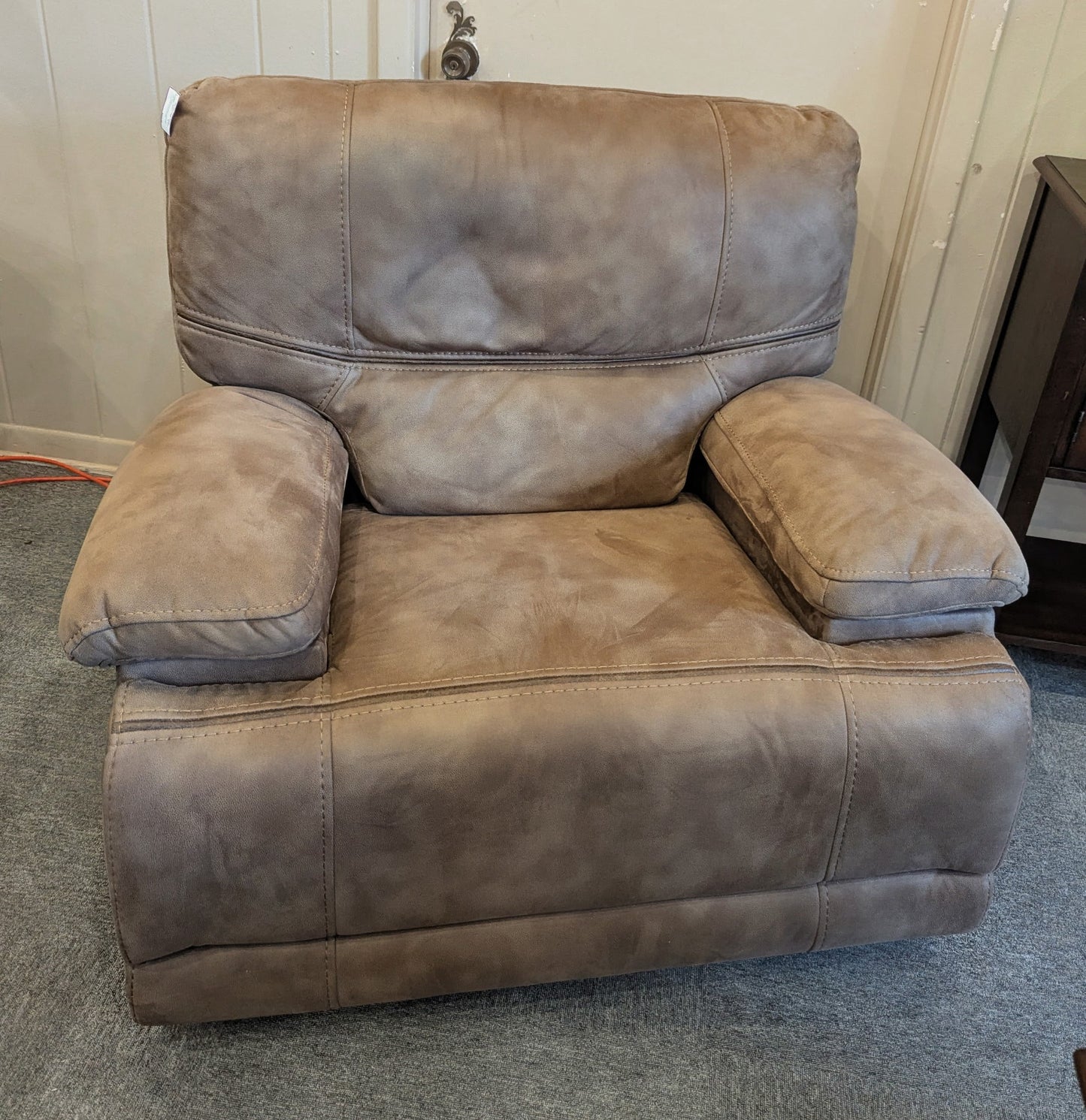 RECLINER