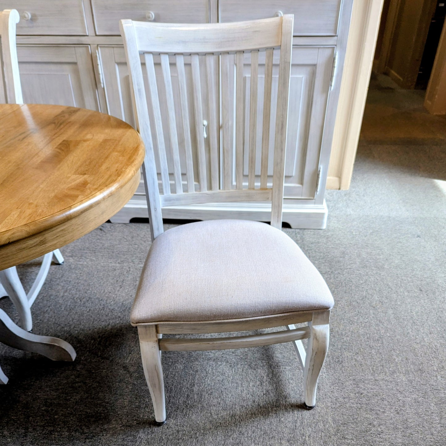 UNIVERSAL DINING