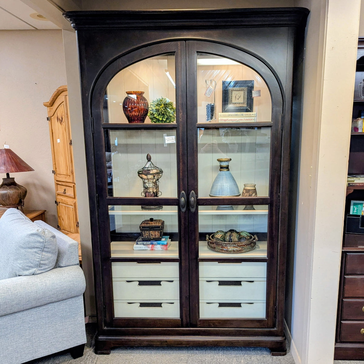 UNIVERSAL CABINET