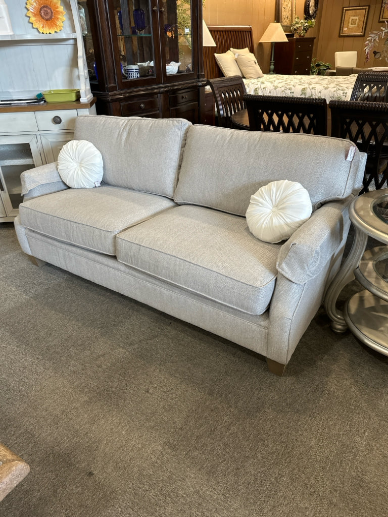 HUDSONS SOFA