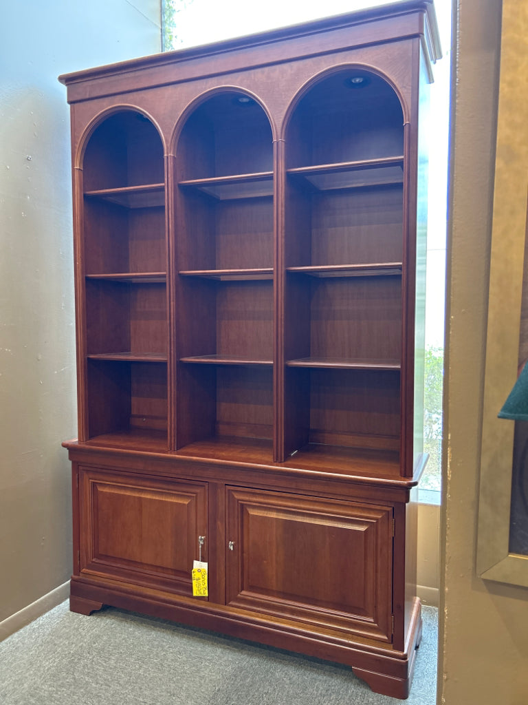 Stanley BOOKCASE