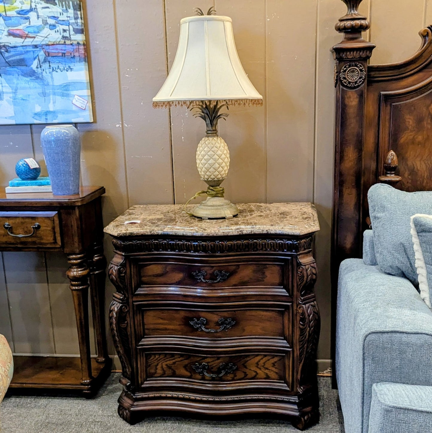 BEDROOM SET