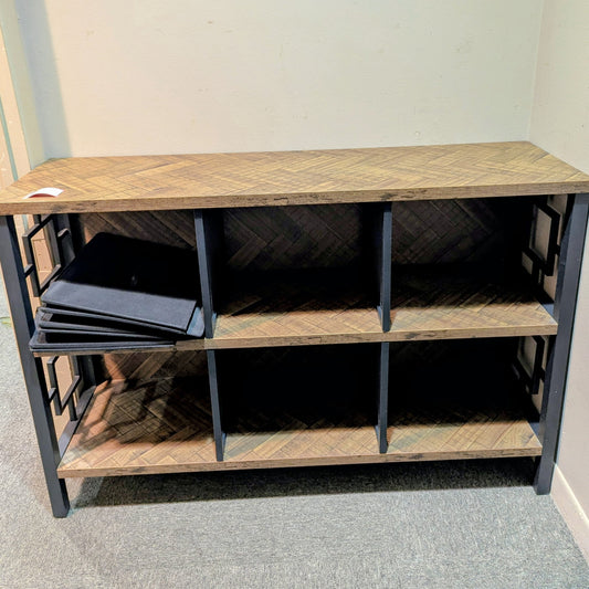 CONSOLE