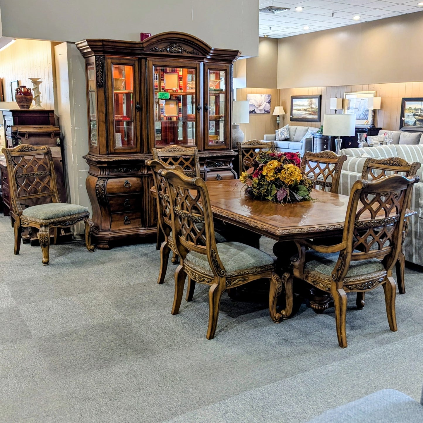 ASHLEY DINING