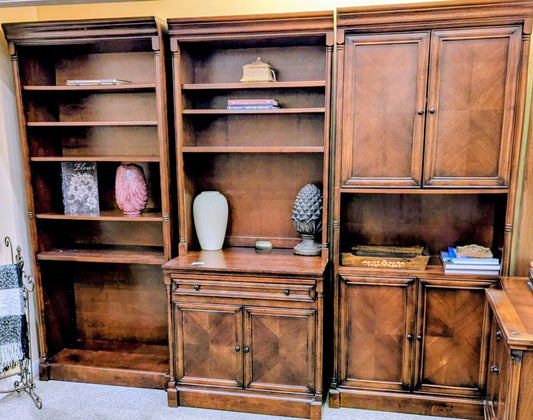 DESK UNIT