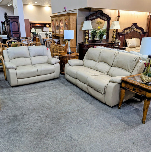 SOFA & LOVESEAT
