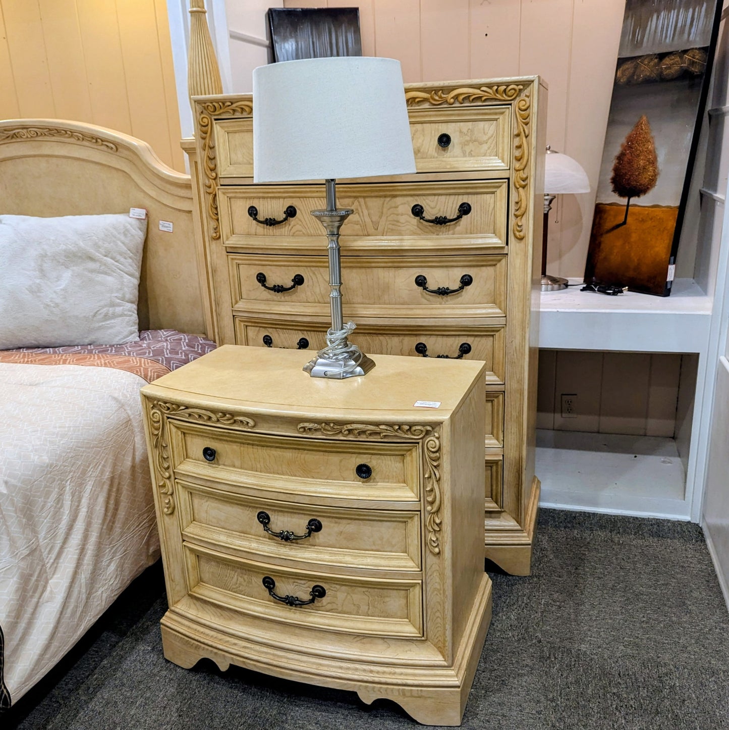 BEDROOM SET