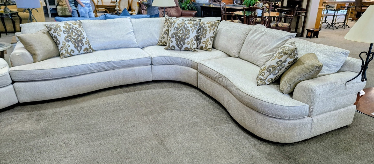 BERNHARDT SECTIONAL