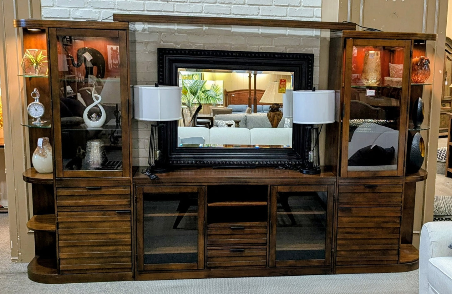 WHALEN FURNITURE ENT. CENTER
