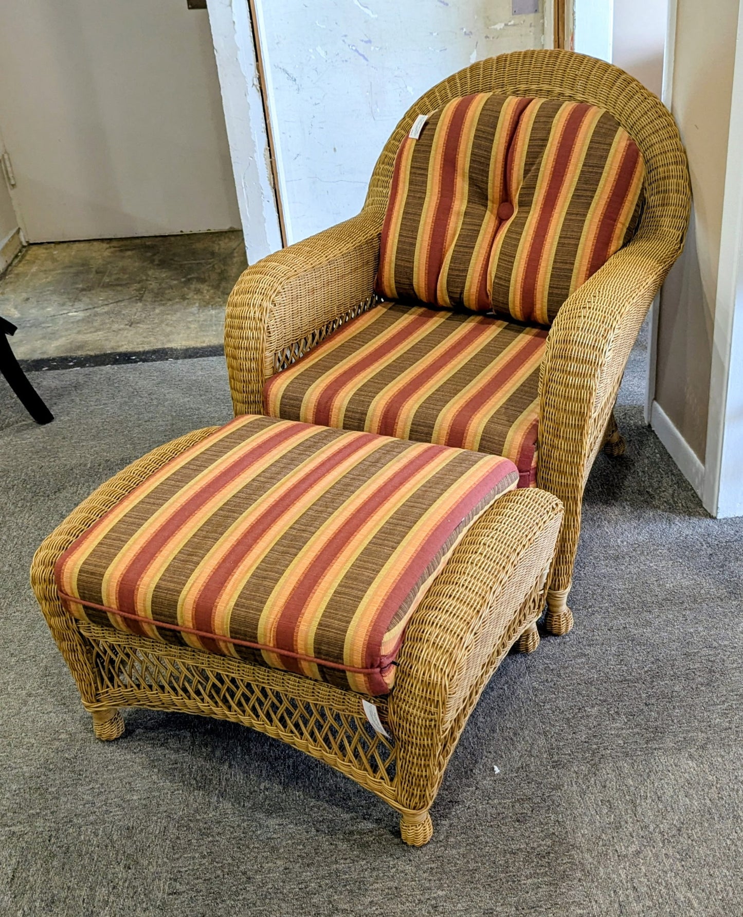 LEISURE LIVING PATIO LIVING