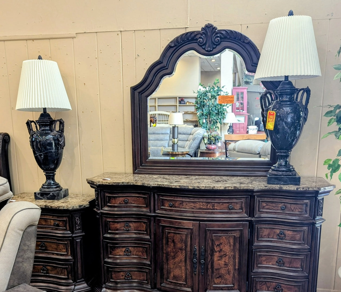 HOME MERIDIAN BEDROOM SET