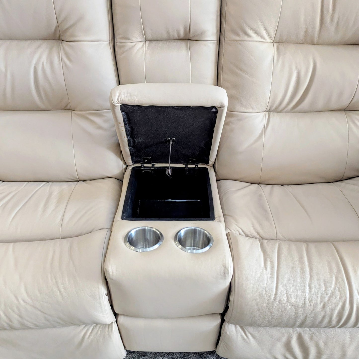Flexsteel LOVESEAT