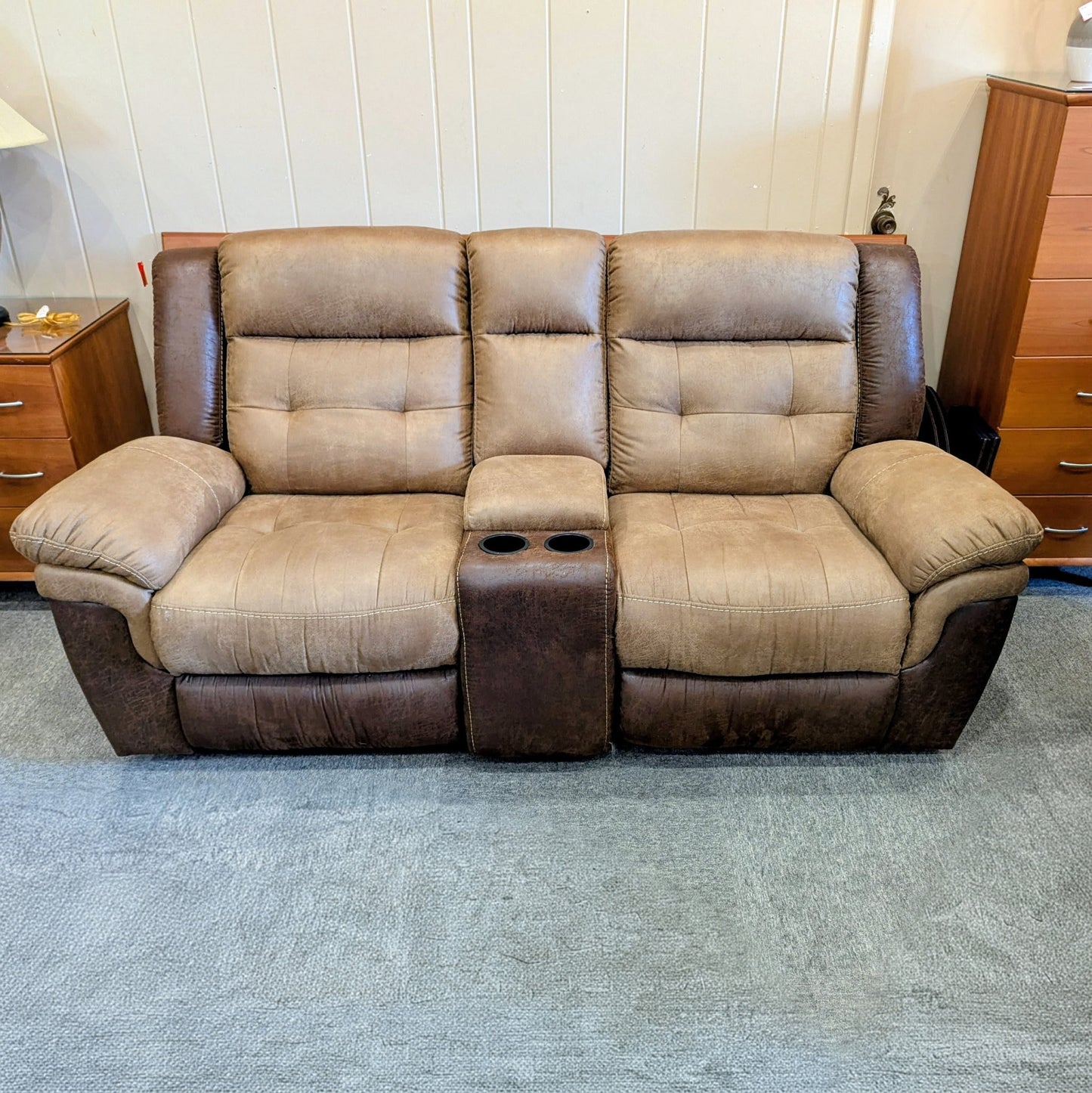 LOVESEAT
