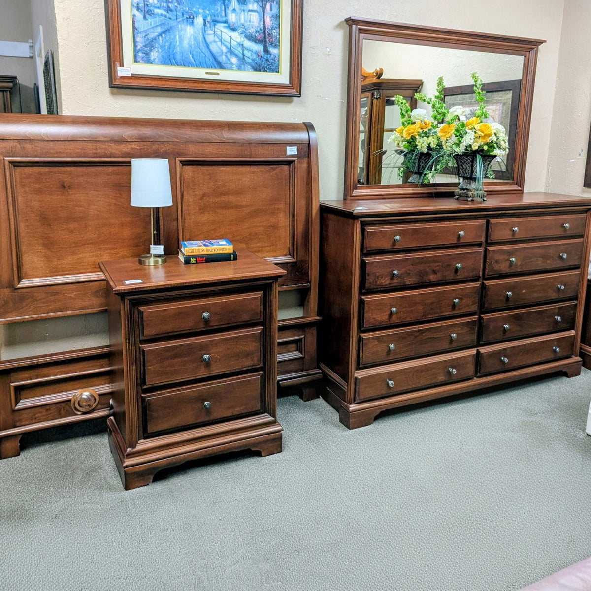 BEDROOM SET