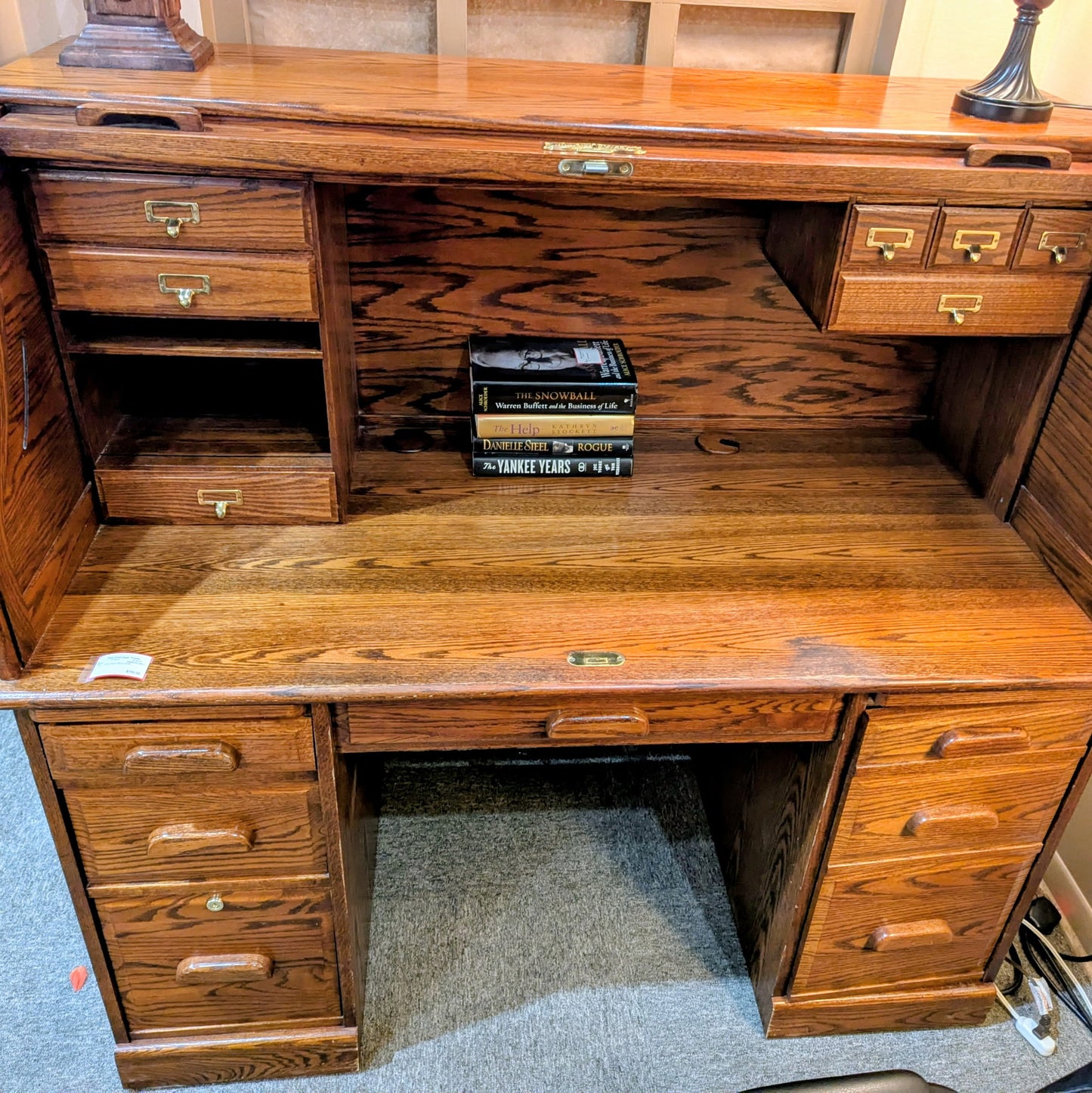 WINNERS ONLY DESK