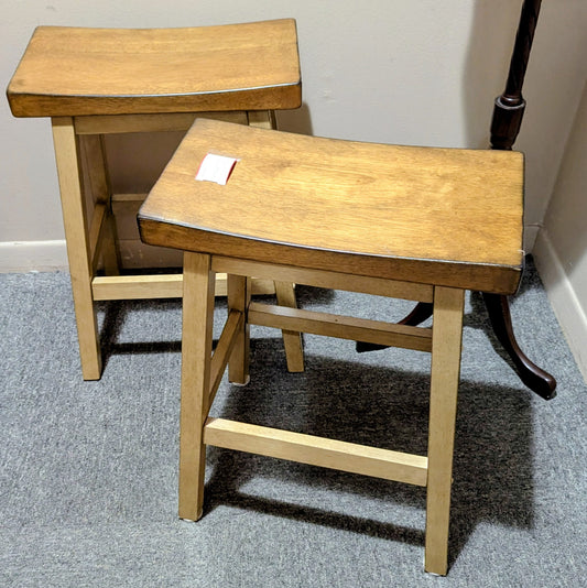 WINNERS ONLY STOOL