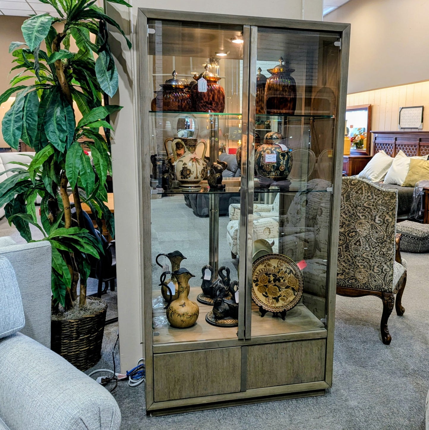 CITY FURNITURE CURIO