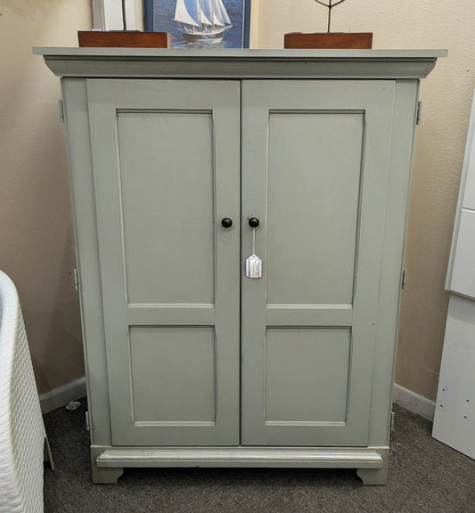 ARMOIRE