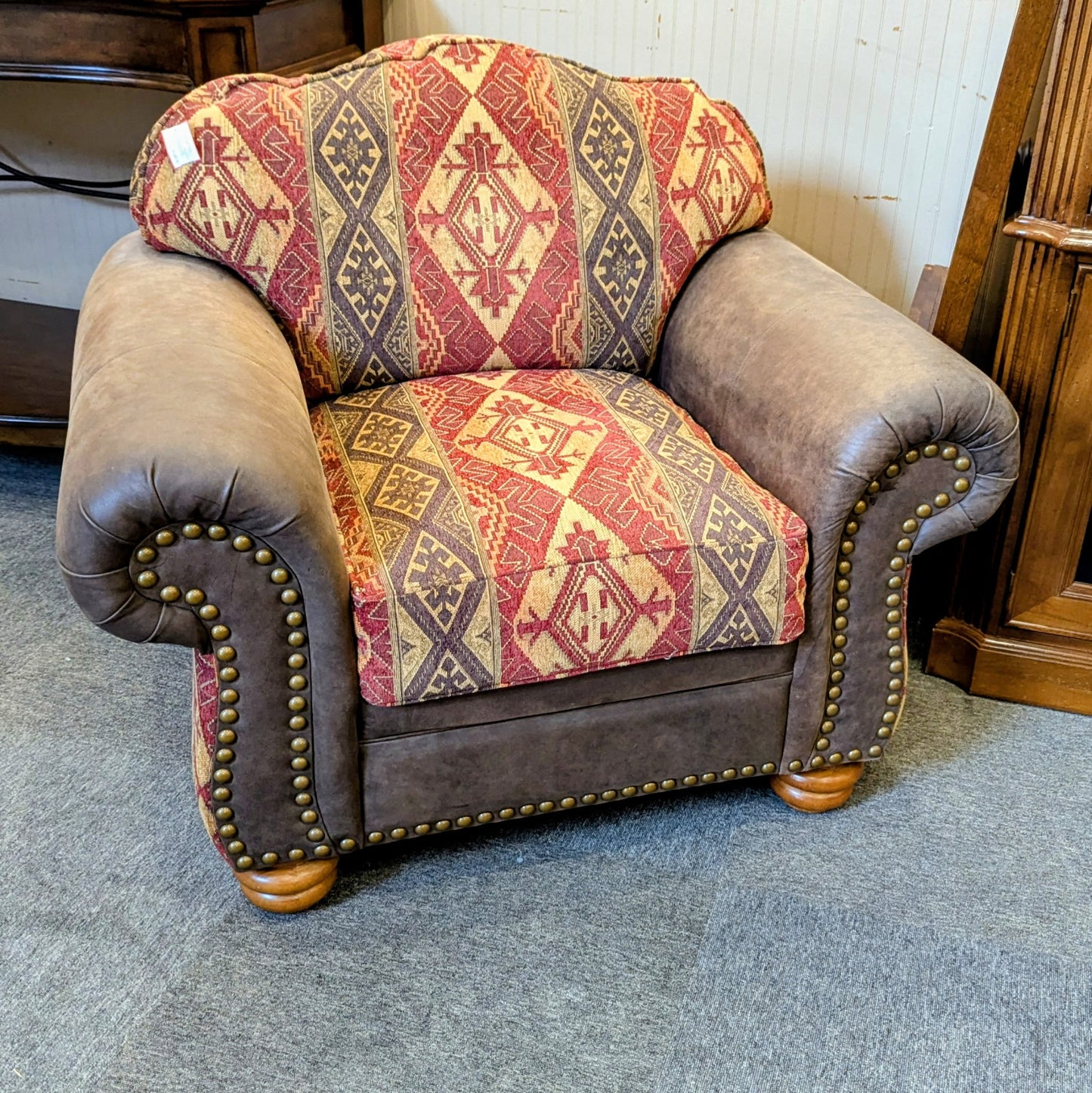 MARSHFIELD CHAIR
