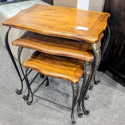 TABLE SET