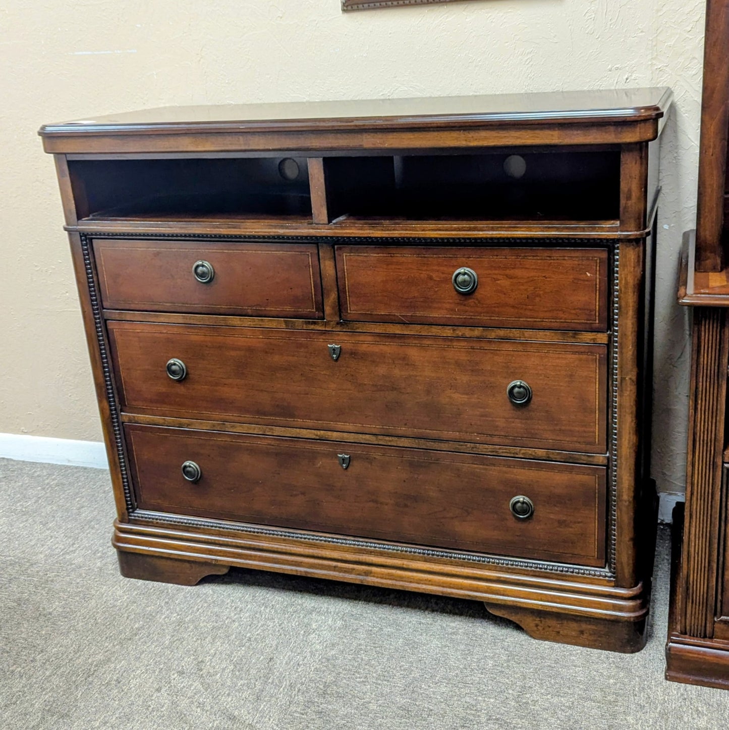 ASHLEY BEDROOM SET