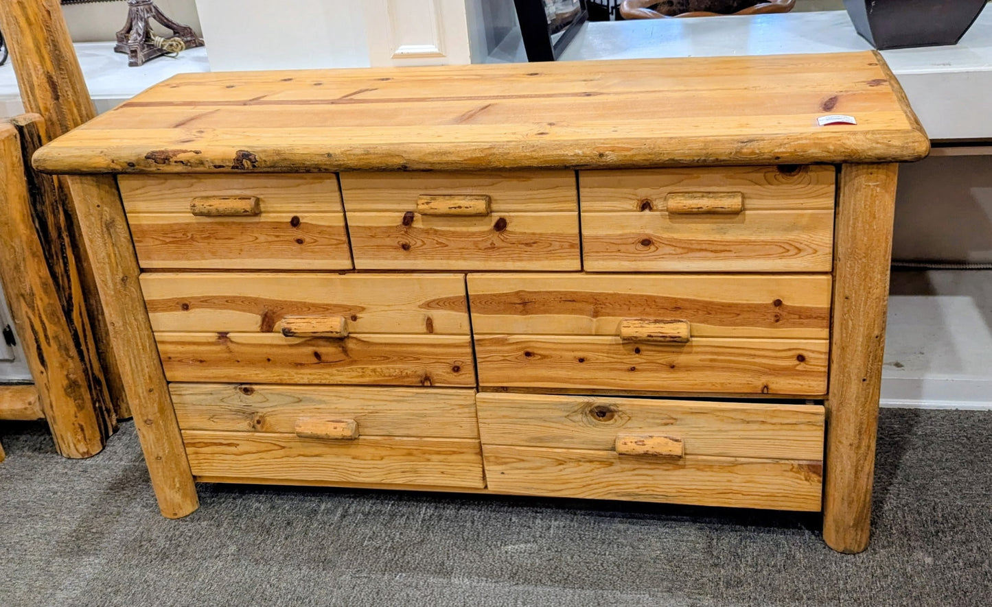 BEDROOM SET