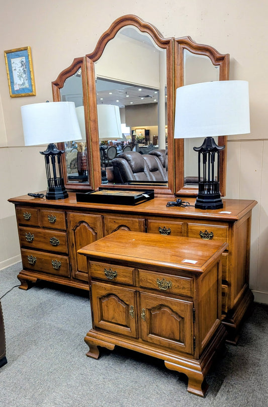 THOMASVILLE BEDROOM SET