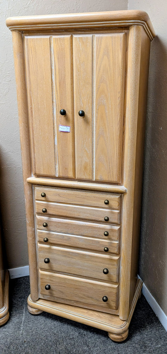 Arbek ARMOIRE
