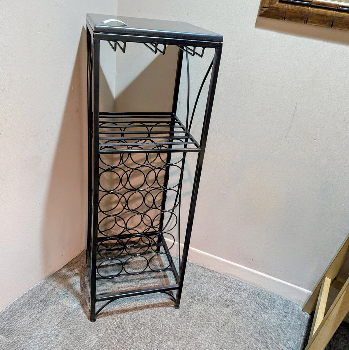 PIER 1 RACK