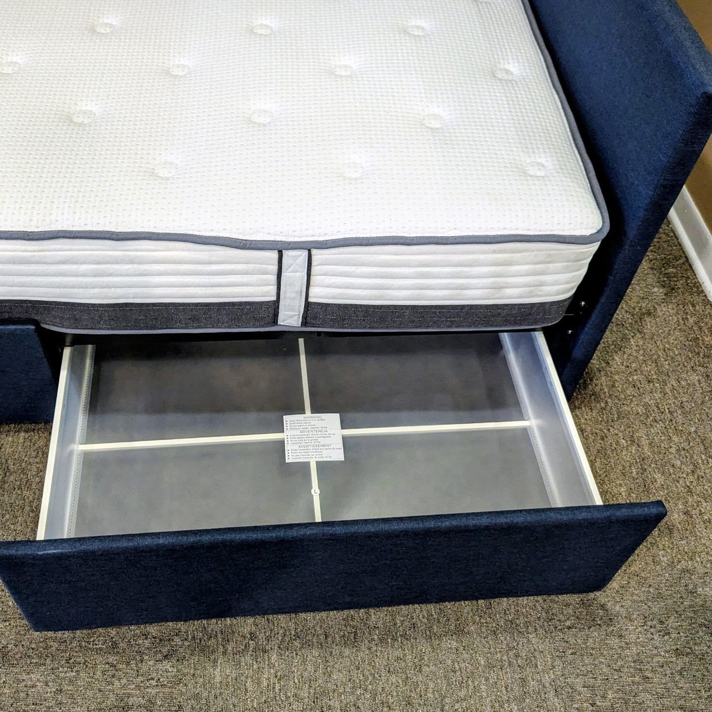 DAYBED